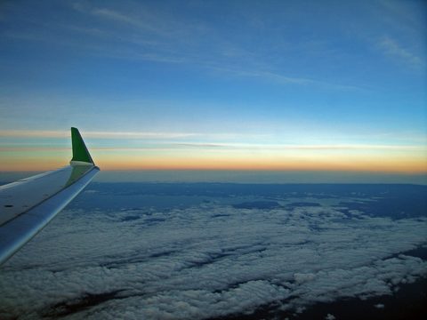 plane horizon