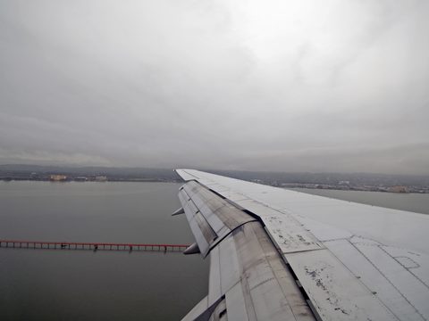plane horizon