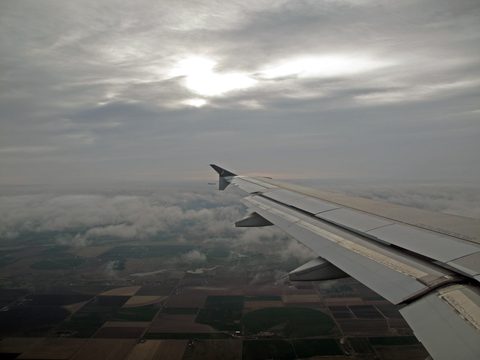 plane horizon