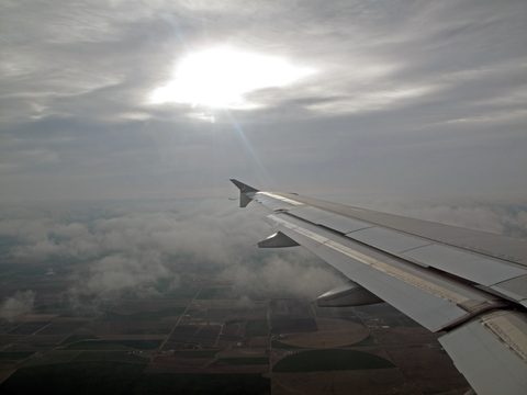 plane horizon